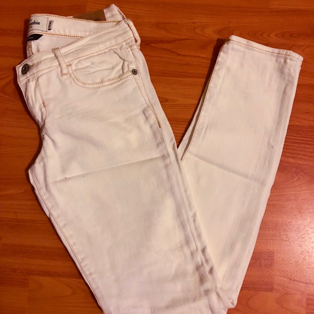 White Abercrombie Kids Skinny Jeans